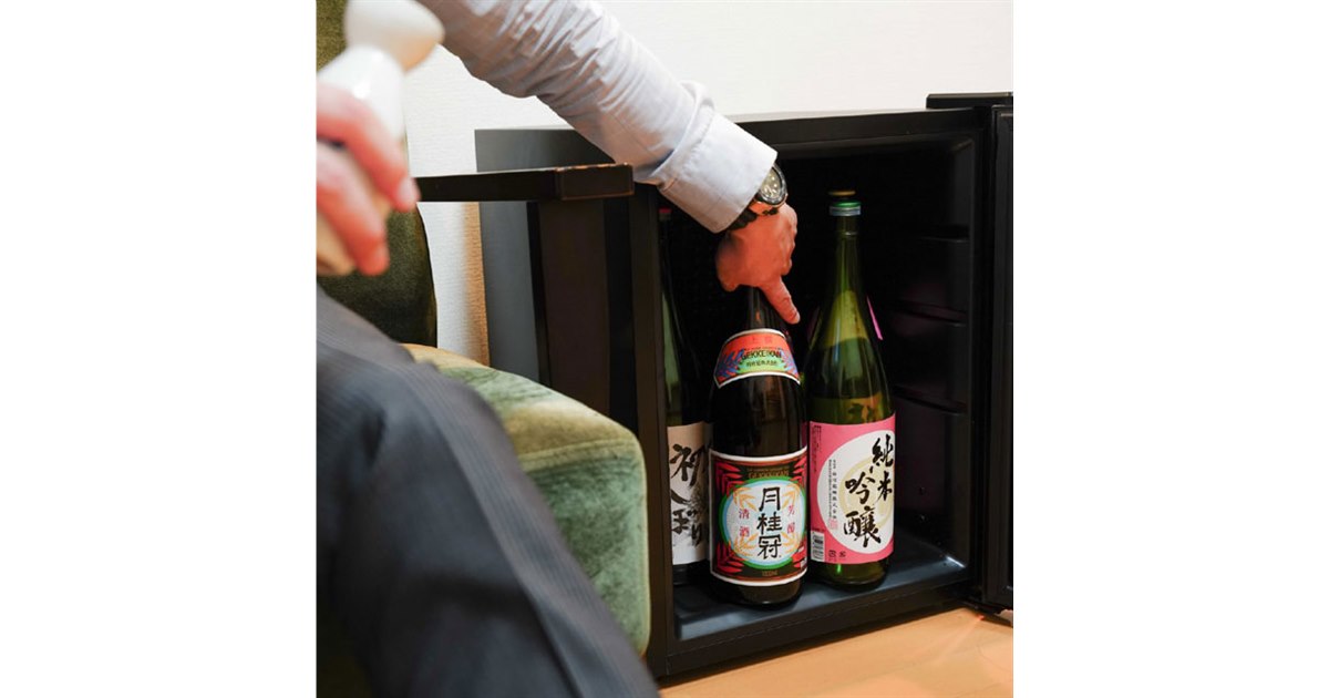 一升瓶を縦置きできる日本酒セラー「俺の酒蔵」S-RFS20B 小売 サンコー