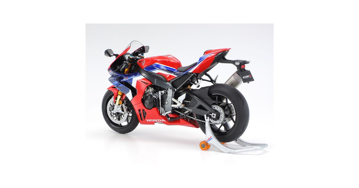 タミヤ、ホンダ「CBR1000RR-R FIREBLADE SP」1/12模型を本日12/11発売