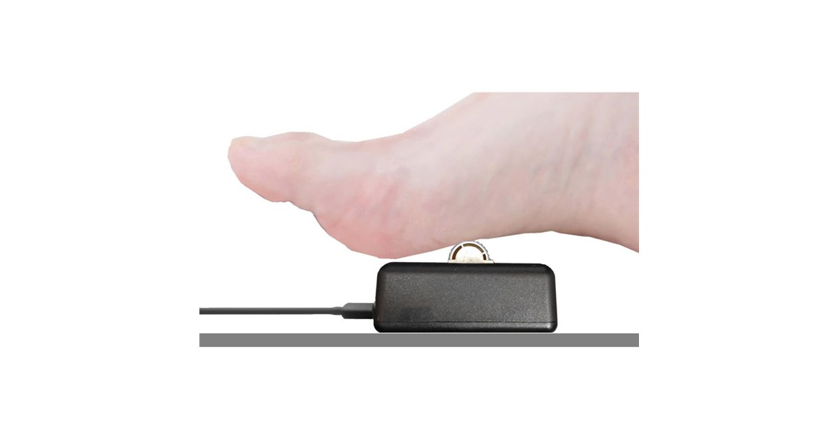 足でも操作できる、幅46mmの“ホイール専用マウス”「クレイジー