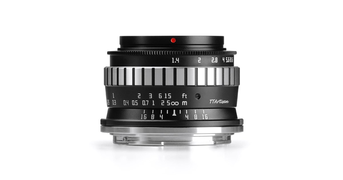 銘匠光学、「TTArtisan 23mm f/1.4 C」ブラック×シルバーに