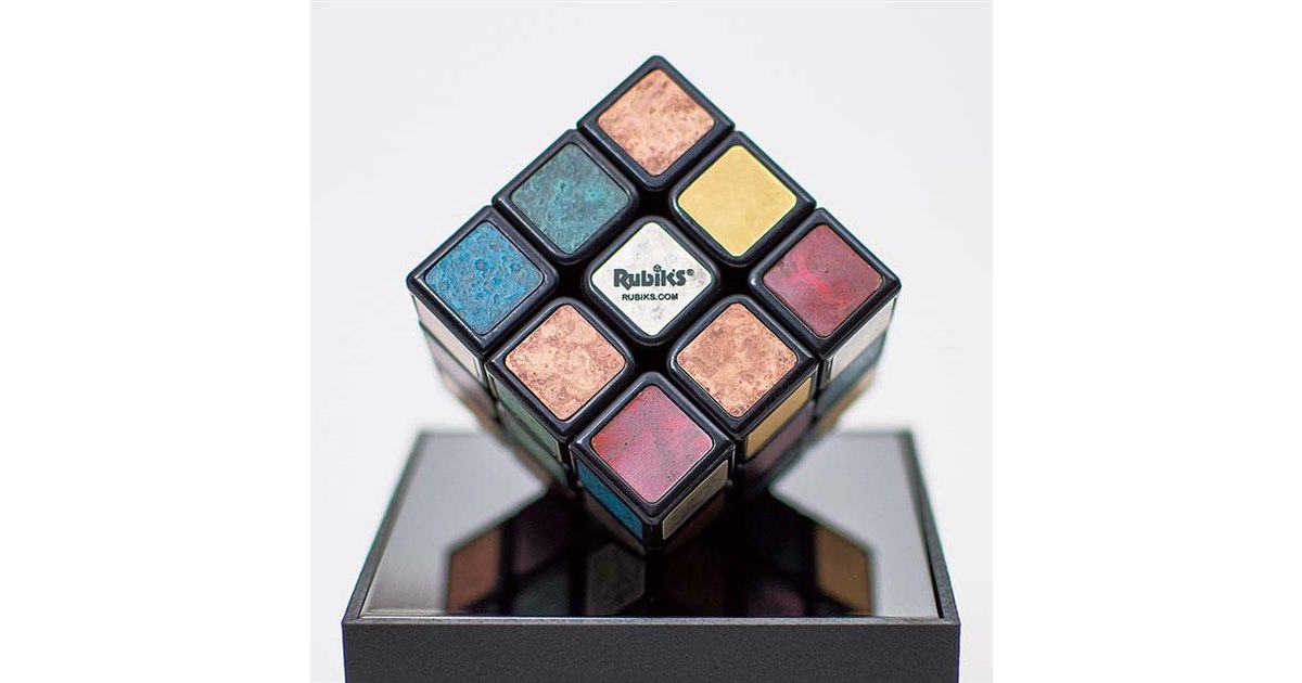 メガハウス、「工芸ルービックキューブ 高岡銅器 折井発色」を予約開始