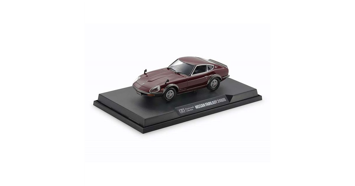 タミヤ、エンジンも鑑賞できる「1/24 NISSAN フェアレディ 240ZG 完成