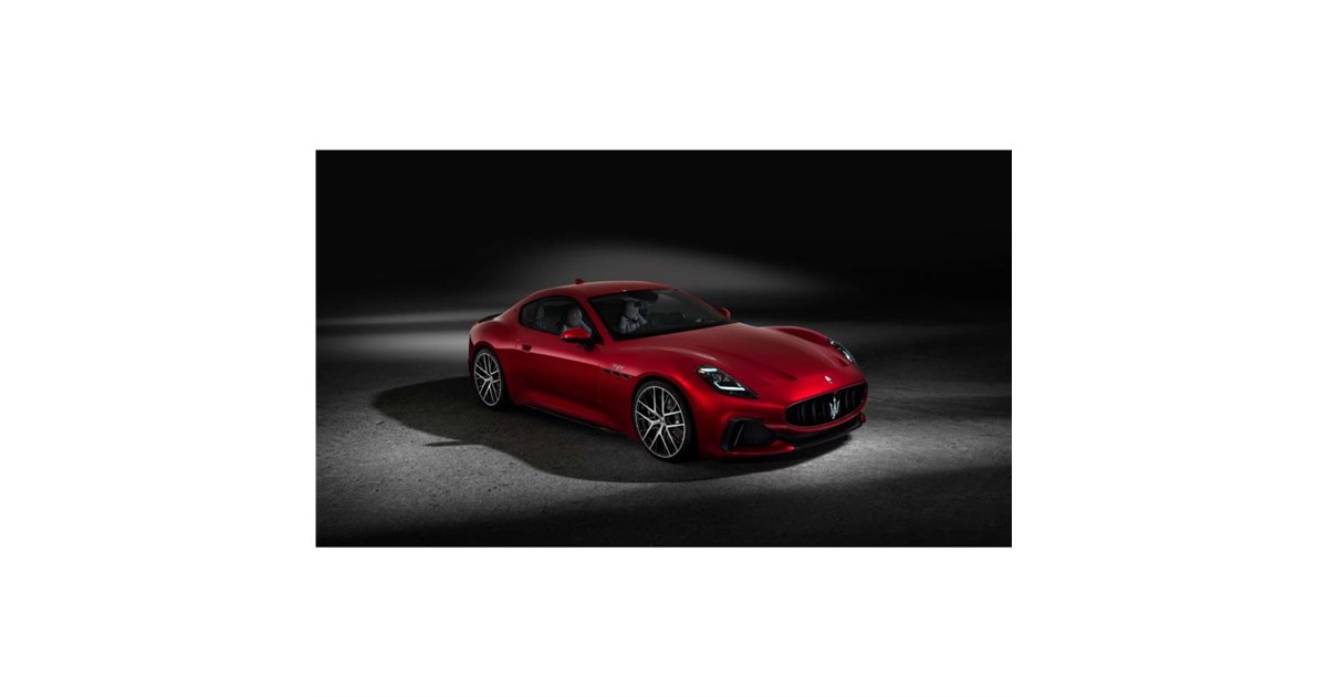 新型「マセラティ・グラントゥーリズモ」デビュー ブランド初のEVも