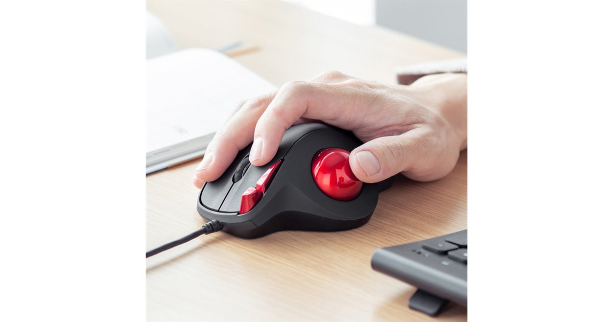 三和電子　トラッキングボール サンワ、傾斜15度設計を採用したエルゴノミクス形状のトラック