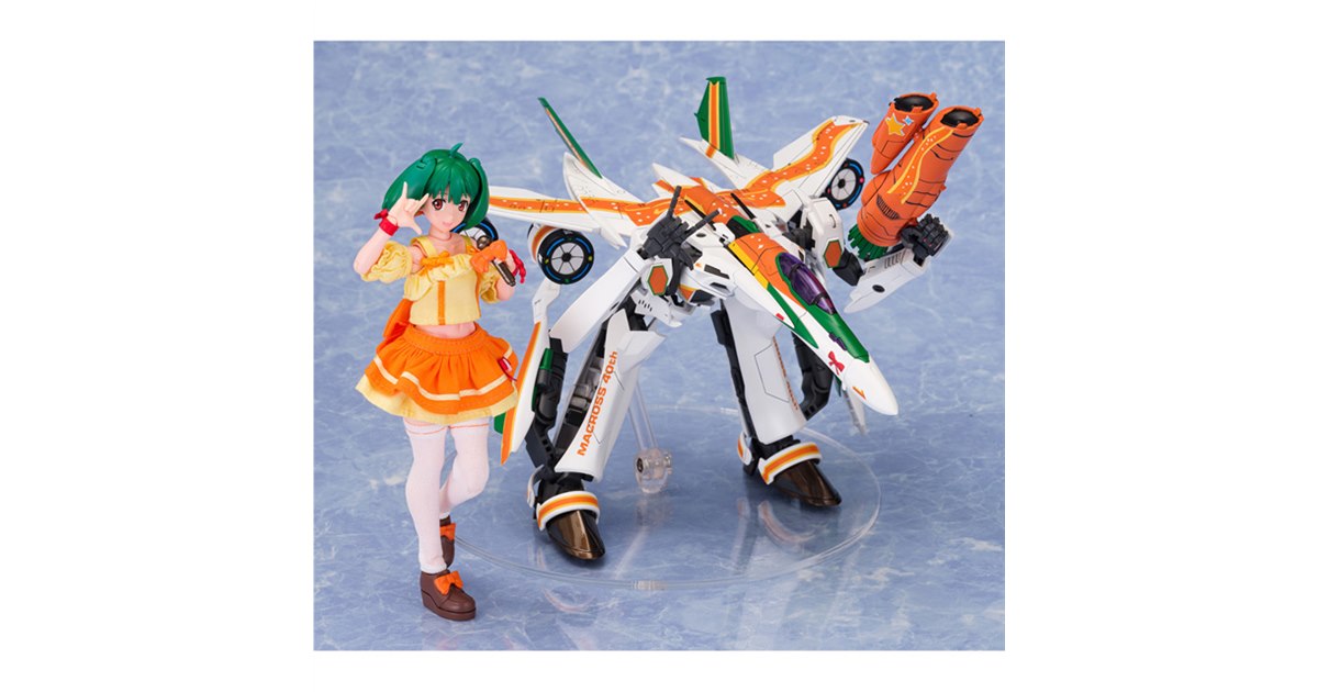 未開封 マクロス15周年記念プラモデル