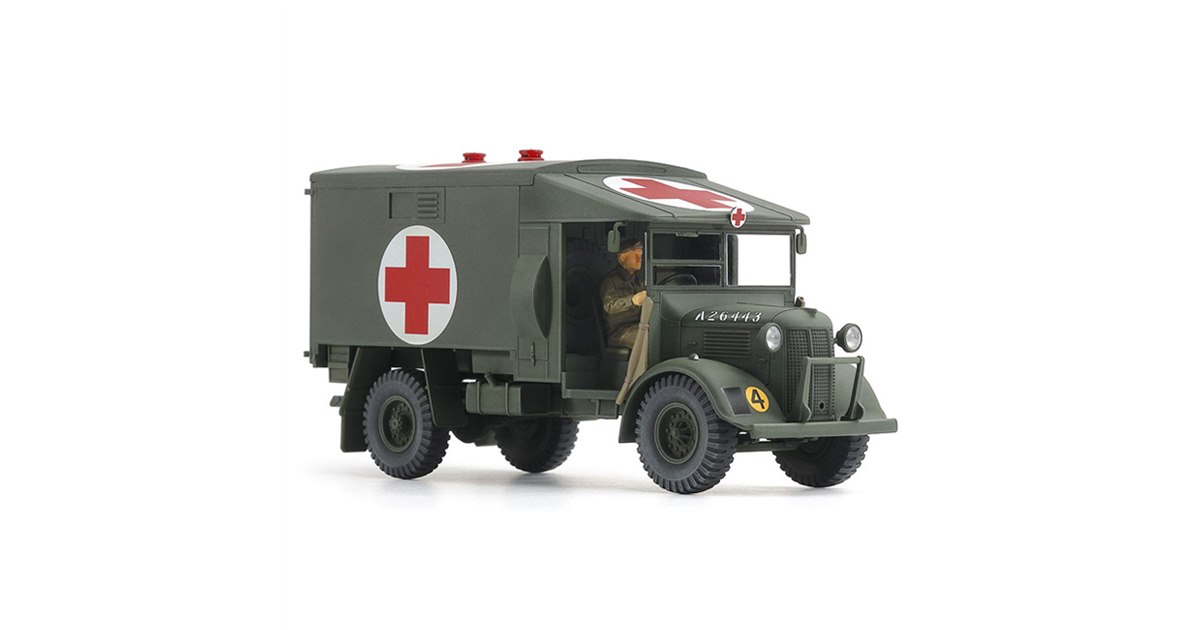 イギリス「2トン 4×2 野戦救急車」が1/48スケールに、実車取材に