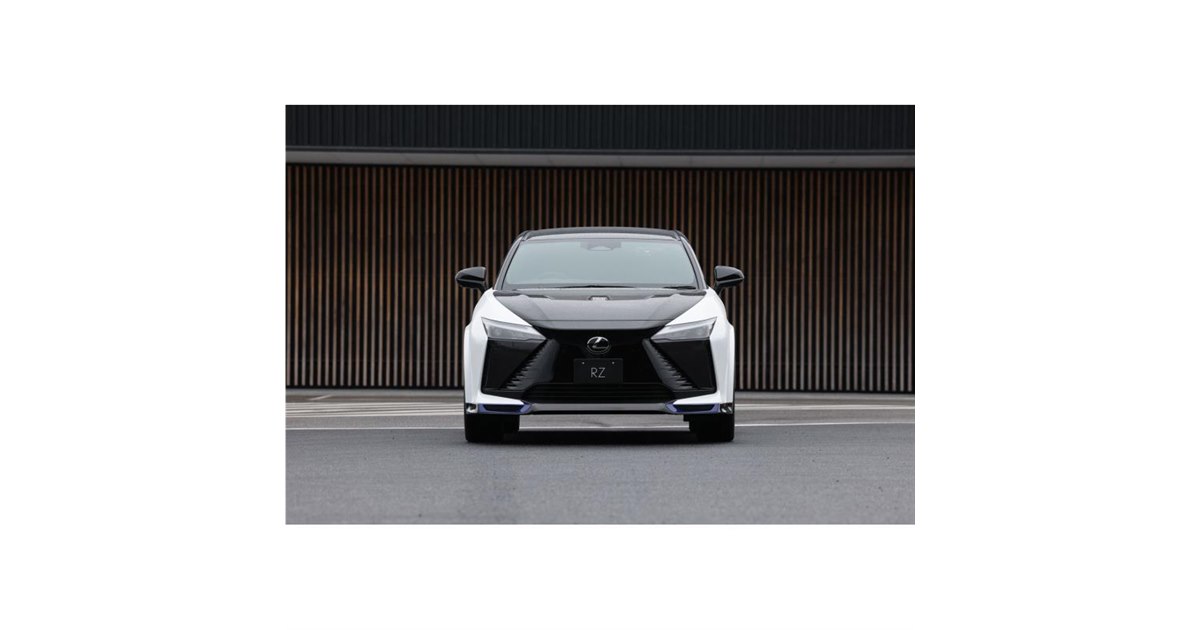 【2台セット】ミニカー　クラウン スポーツ ・レクサスRZ450e 2台セット】ミニカー クラウン スポーツ ・レクサスRZ450e