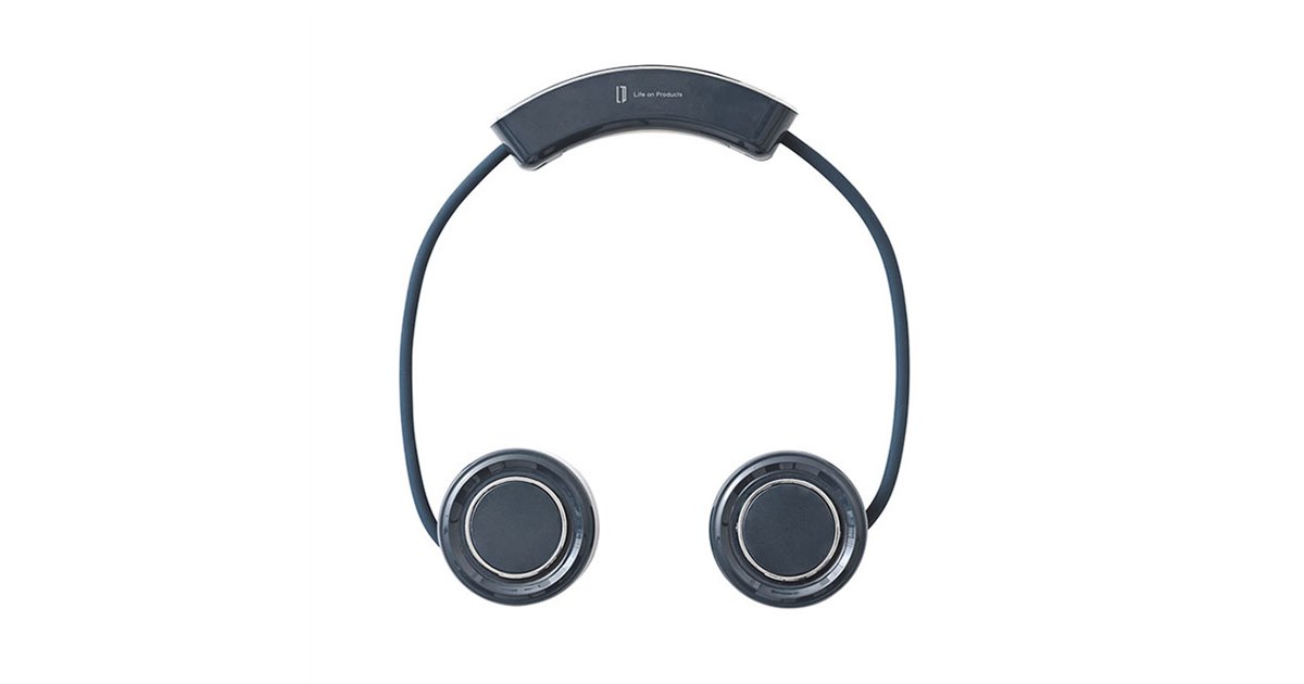 コンパクトに収納できる「ペルチェ冷却機能コンパクトネックファン」が