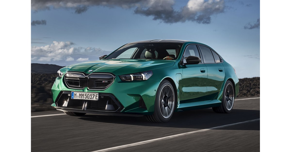 新型「BMW M5」が国内デビュー Mハイブリッドシステムは最高出力727PS