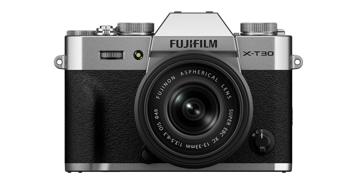 Fujifilm X-T30 ミラーレスカメラ 本体と付属品 Fujifilm X-T30 ミラーレスカメラ 本体と付属品 富士フイルム X