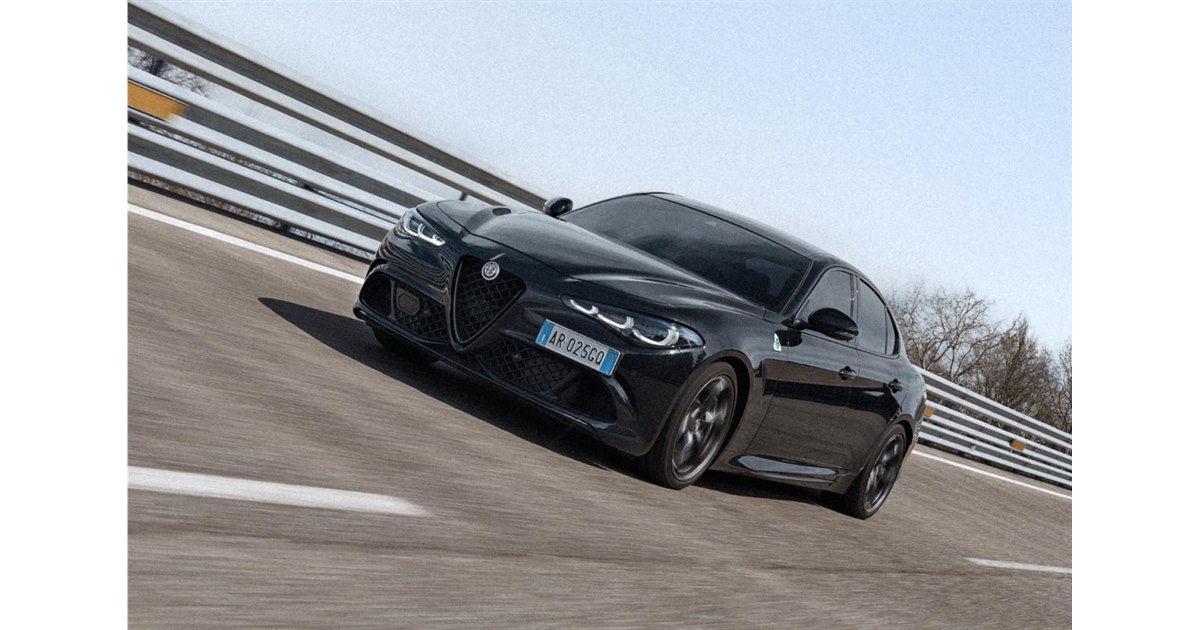 BREKINA ALFA ROMEO ジュリアTI 4台＆トランポ 1/87 【公式通販】