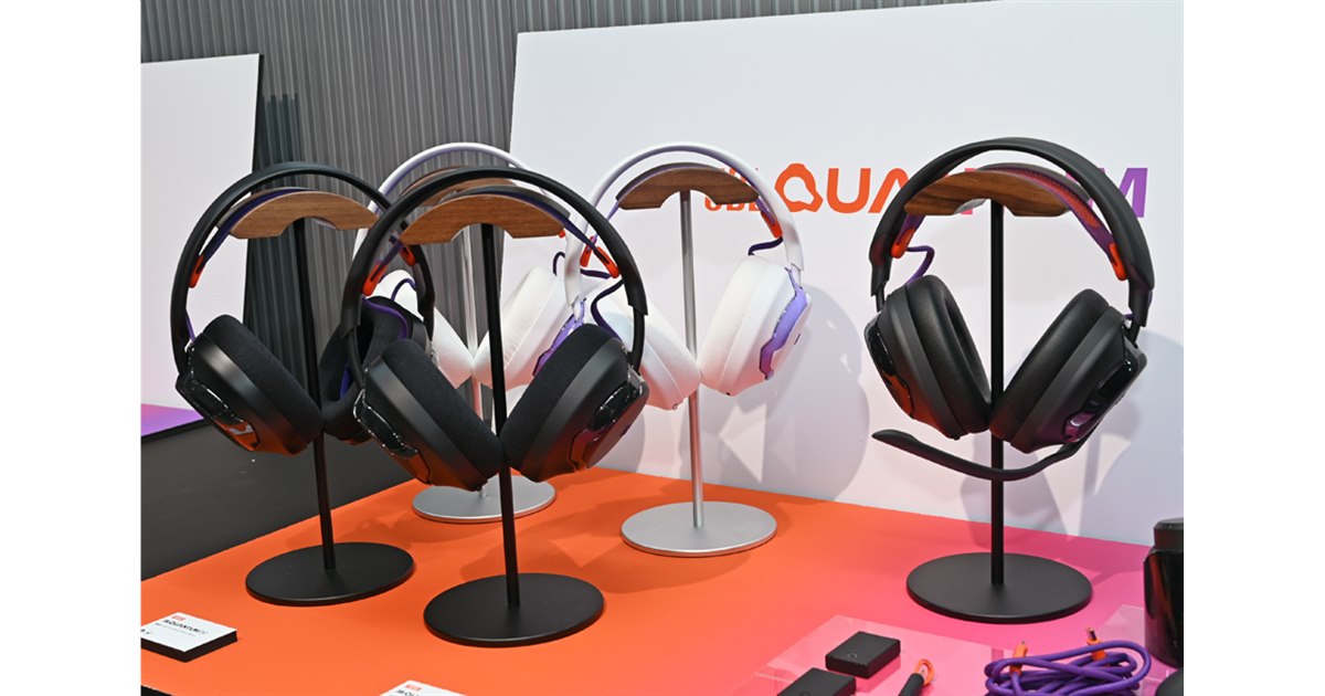 JBL Quantum 650 ほぼ新品 ゲーミングヘッドセット JBL、ゲーミングヘッドセット「Quantum 950 WIRELESS」「Quantum 650