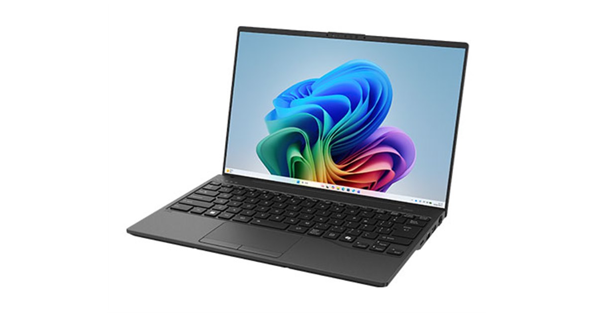富士通、約34時間の長時間駆動を実現した14型モバイルPC「FMV Note U