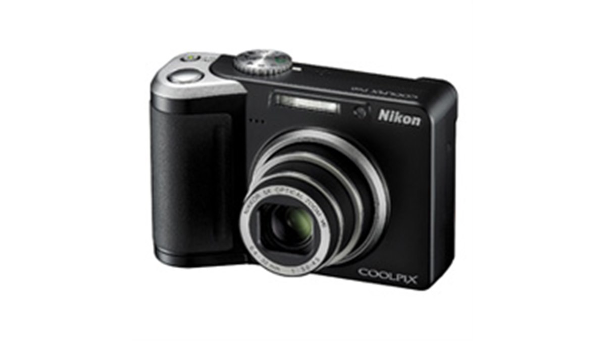NIKON ニコン COOLPIX P60 動作好調 コンデジ デジタルカメラ ニコン、機能性重視のデジカメ「COOLPIX P60」 - 価格.com