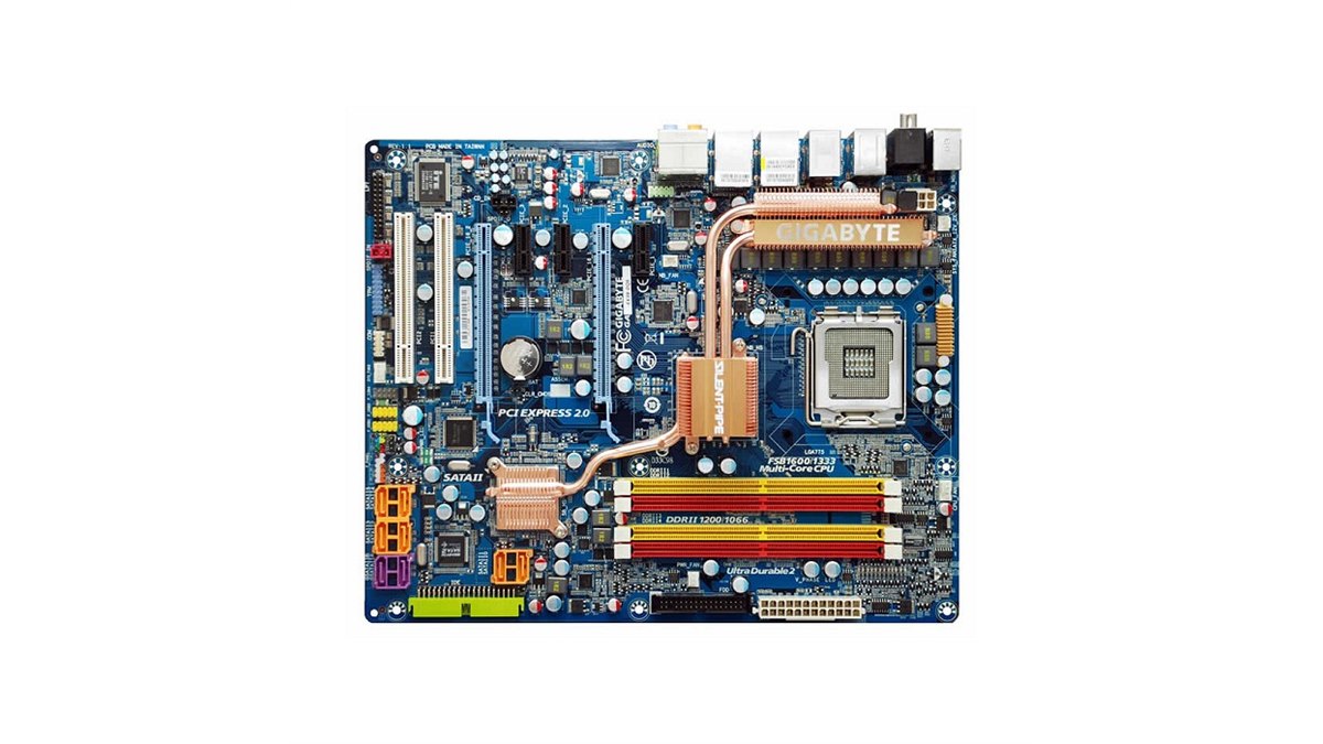 GIGABYTE、X38搭載マザーボード「GA-EX38-DQ6」 - 価格.com
