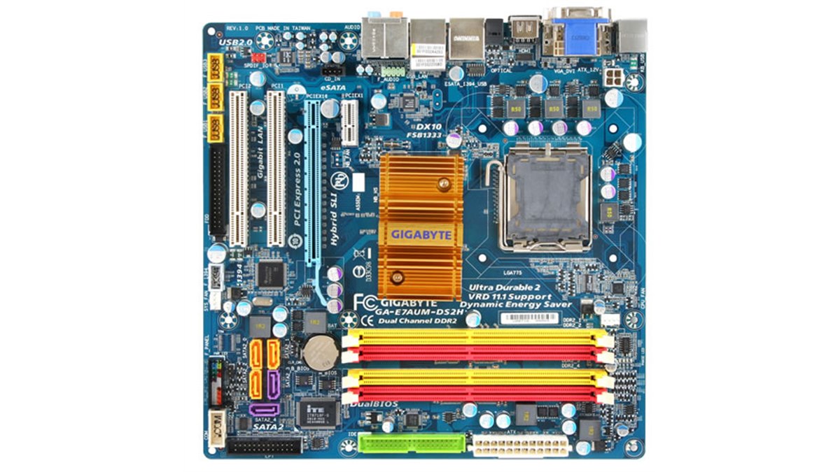 GA-E7AUM-DS2H ＋ E8400 ＋ メモリ6GB ＋ クーラー2種他 20081107195136_371_.jpg