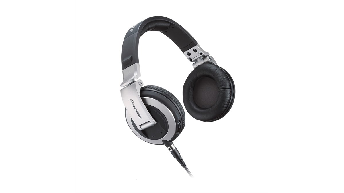 パイオニア、プロ向けDJヘッドホン「HDJ-2000」 - 価格.com