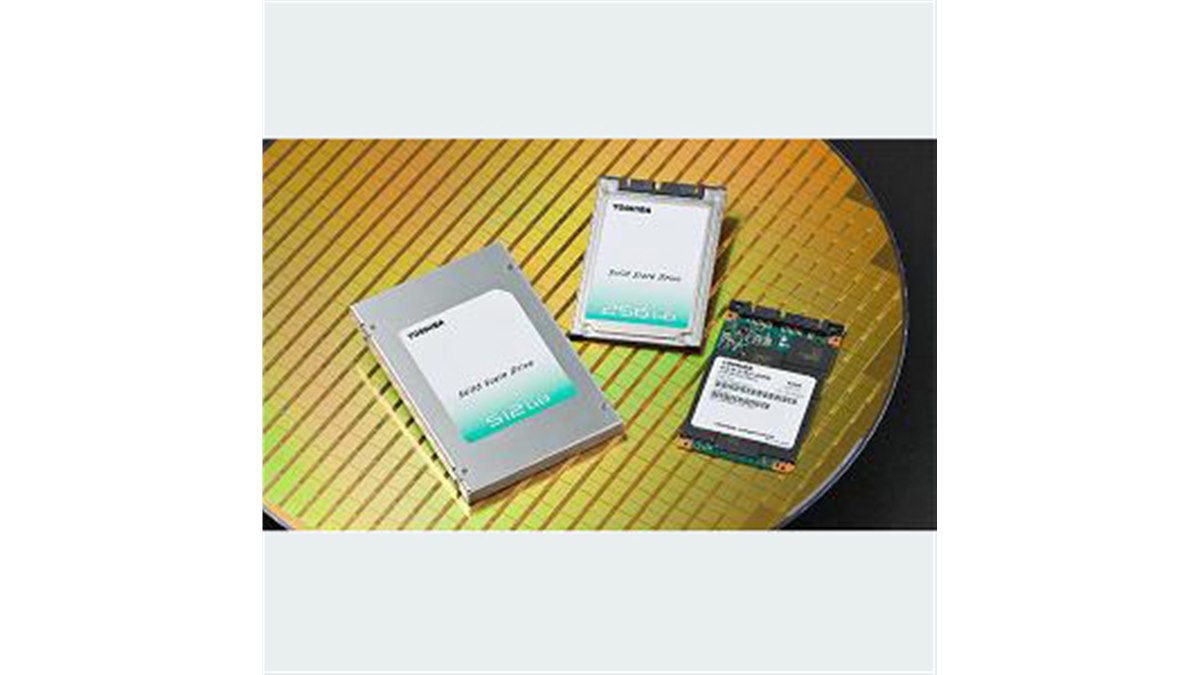 東芝、512GBの2.5インチSSDなど10機種を発表 - 価格.com