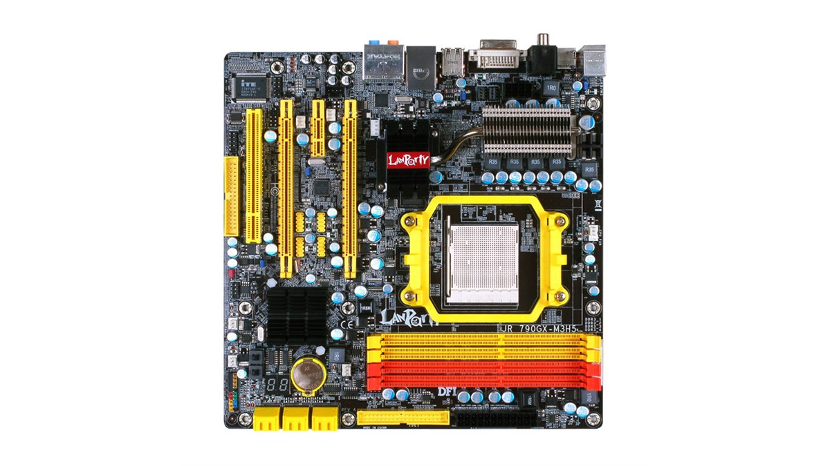 DFI、AMD790GXチップセット搭載Micro-ATXマザー - 価格.com