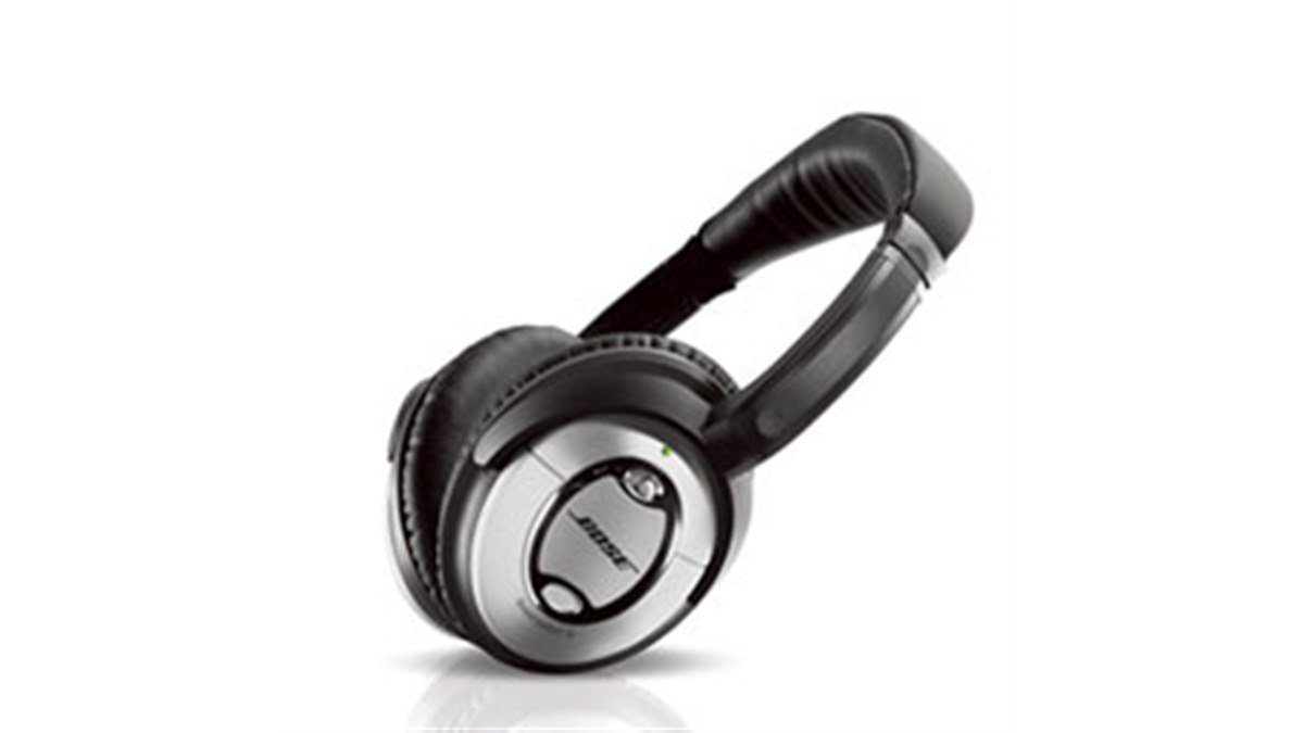 BOSE、ノイズキャンセルヘッドホンの新モデル - 価格.com