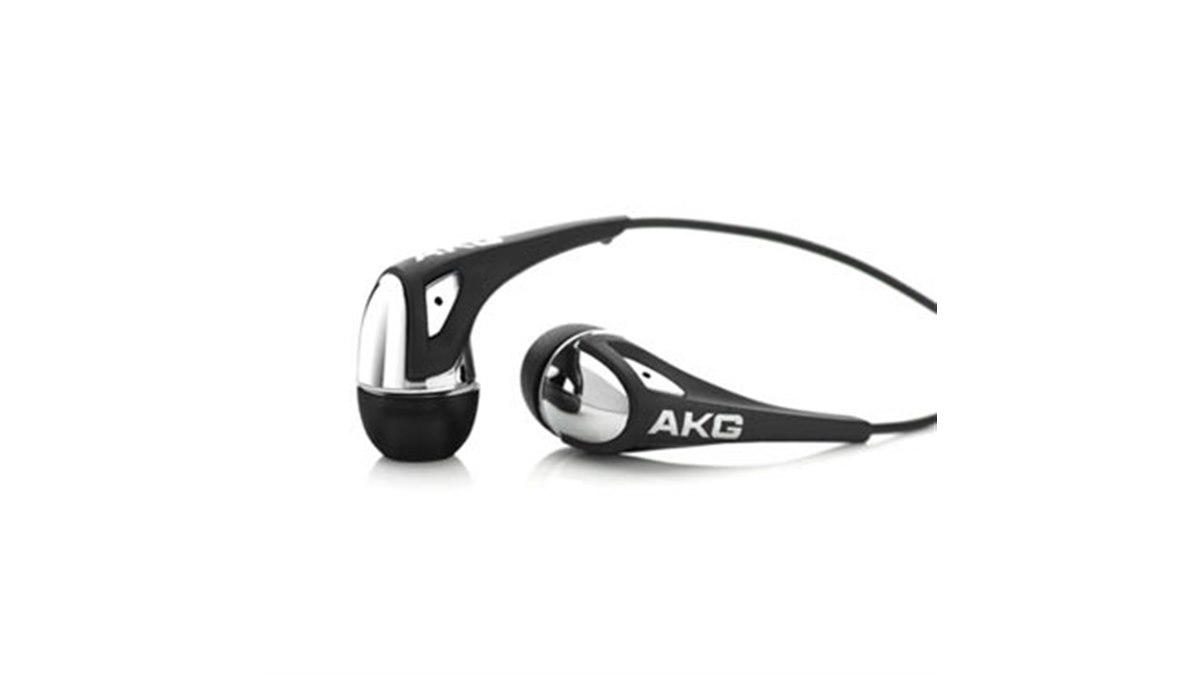 AKG、3gの超軽量カナル型ヘッドホン「K331」など - 価格.com