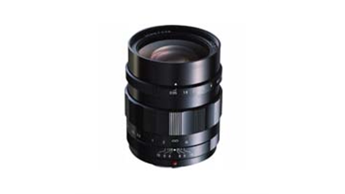コシナ、F0.95のマイクロフォーサーズ用レンズ - 価格.com コシナ、F0.95のマイクロフォーサーズ用レンズ - 価格.com