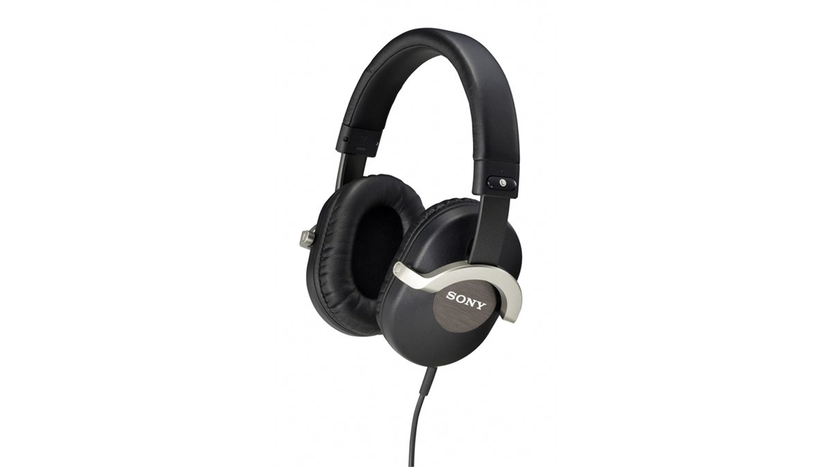 SONY ヘッドホン　 ブラック Amazon.co.jp: SONY 密閉型ヘッドホン 折りたたみ式 ブラック