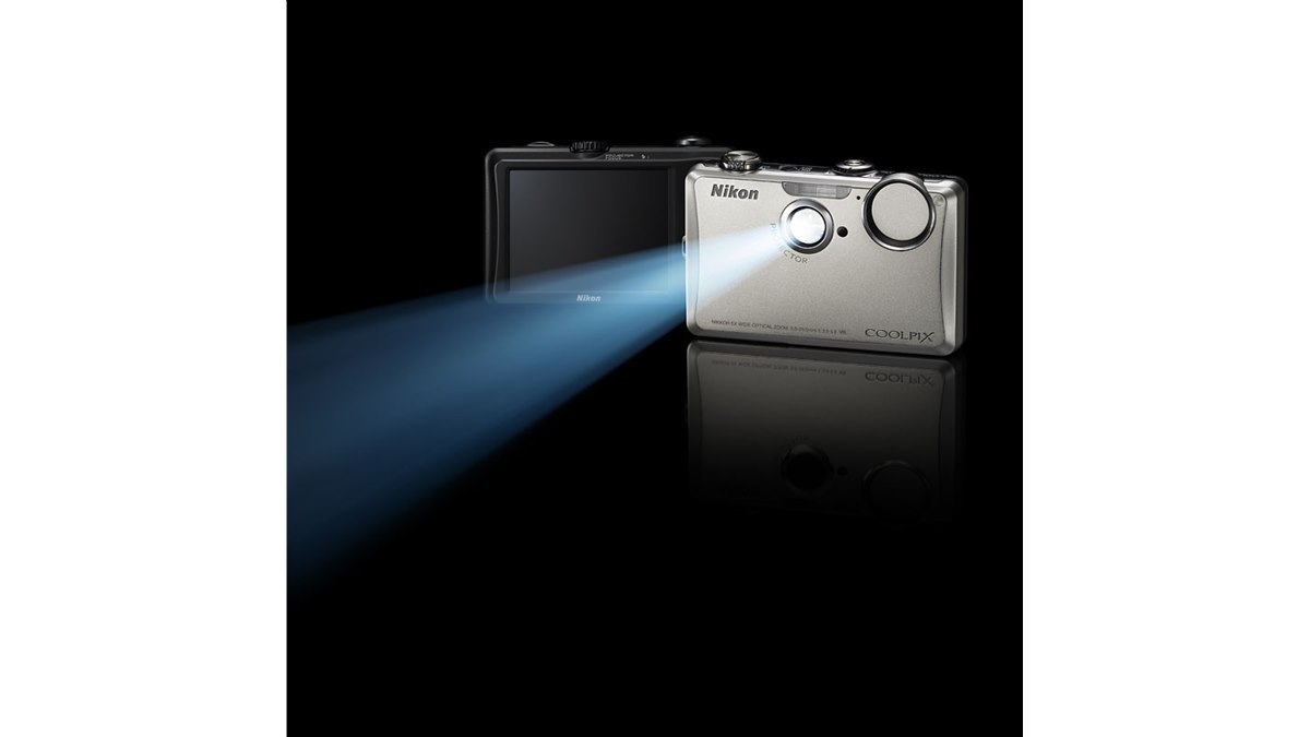 ニコン、「COOLPIX S1100pj」の発売を24日に延期 - 価格.com