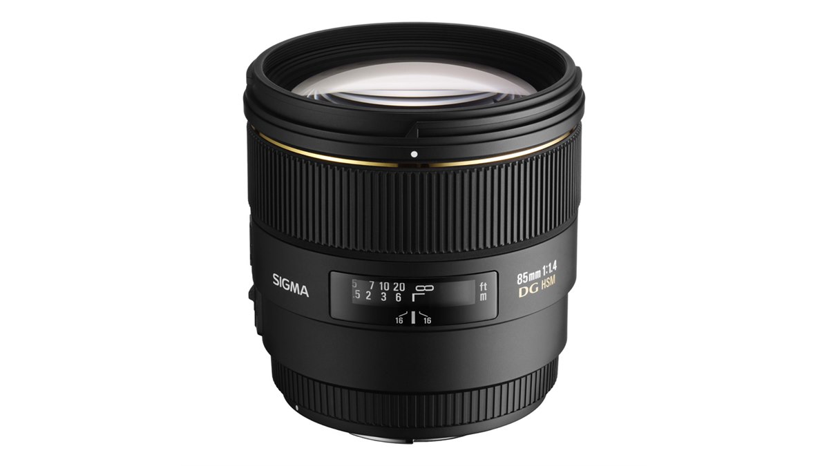 シ*ー様 SIGMA 単焦点中望遠レンズ 85mm F1.4EX DG HSM Amazon.co.jp: SIGMA 単焦点中望遠レンズ 85mm F1.4 EX DG HSM