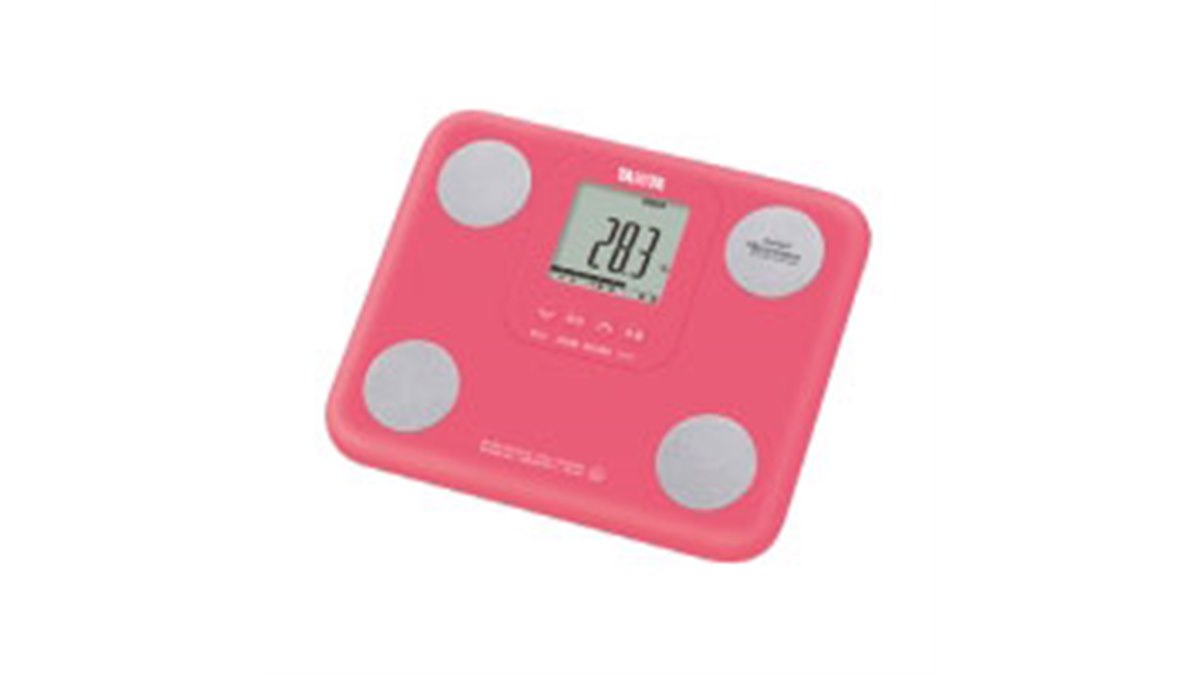 タニタ、カラフルでコンパクトな体組成計「BC-751」 - 価格.com