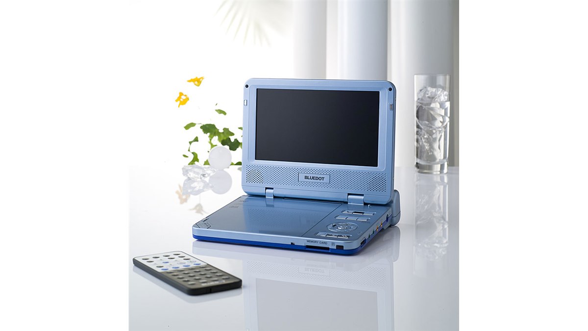 ポータブルDVDプレイヤー　白　軽量　BLUEDOT ポータブルDVDプレイヤー 白 軽量 BLUEDOT