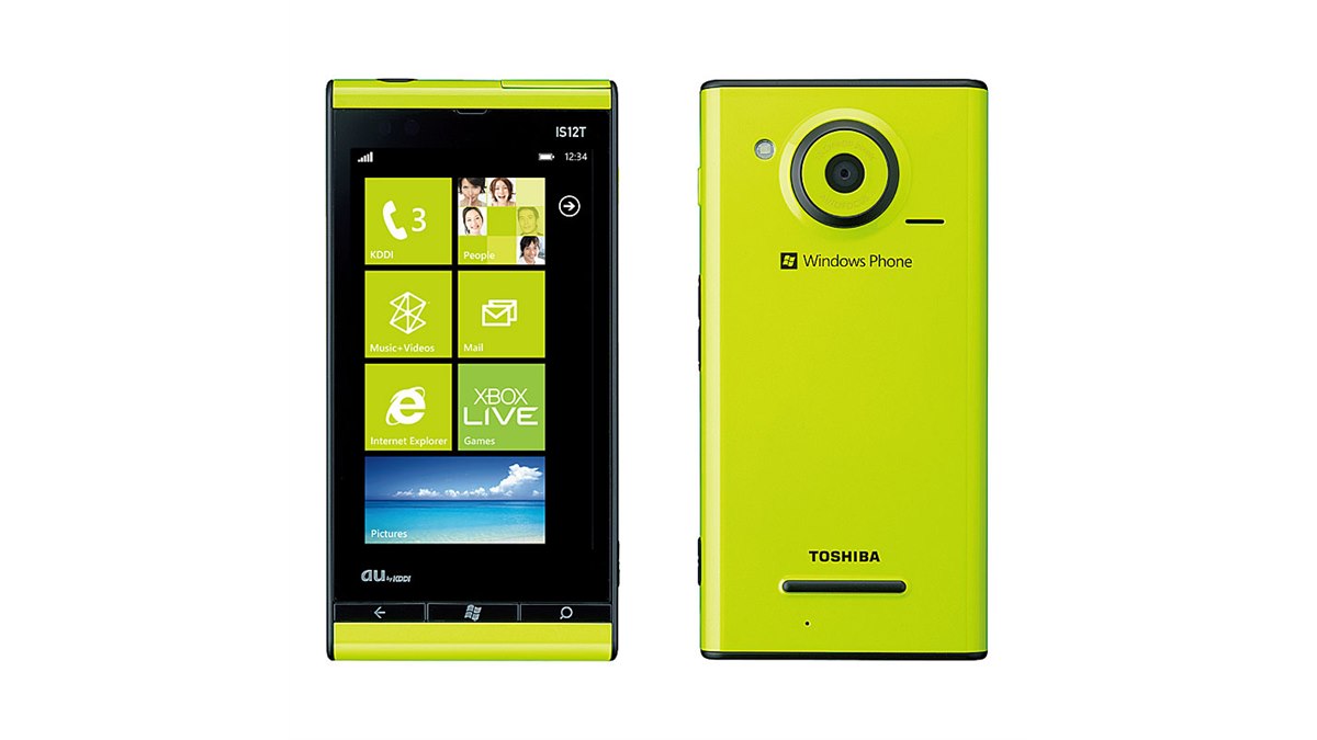 au、「Windows Phone IS12T」を8月25日より発売 - 価格.com