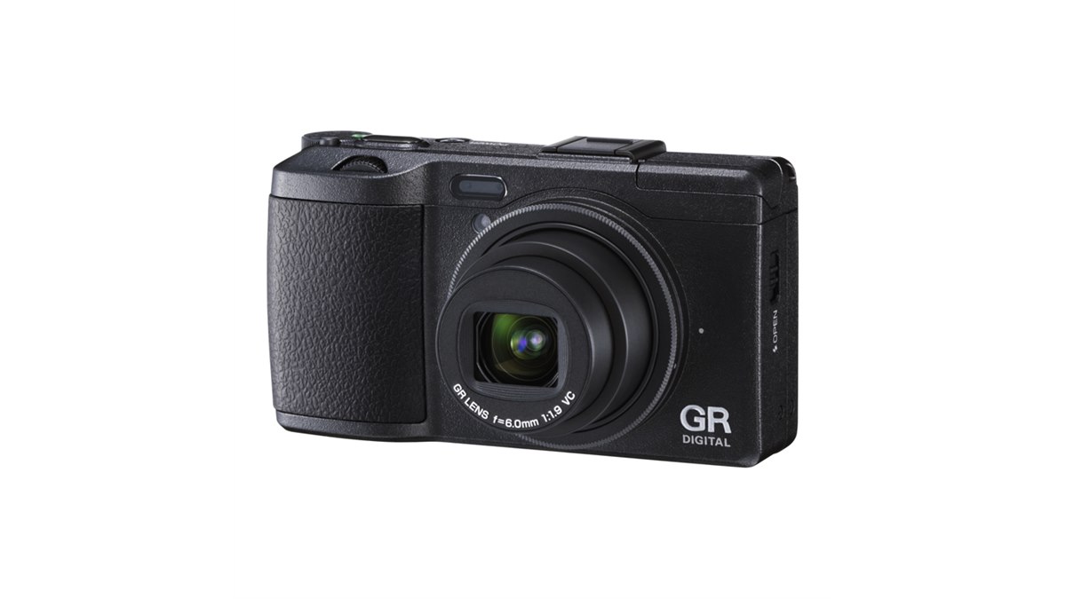リコー、手ブレ補正などを新搭載した「GR DIGITAL IV」 - 価格.com