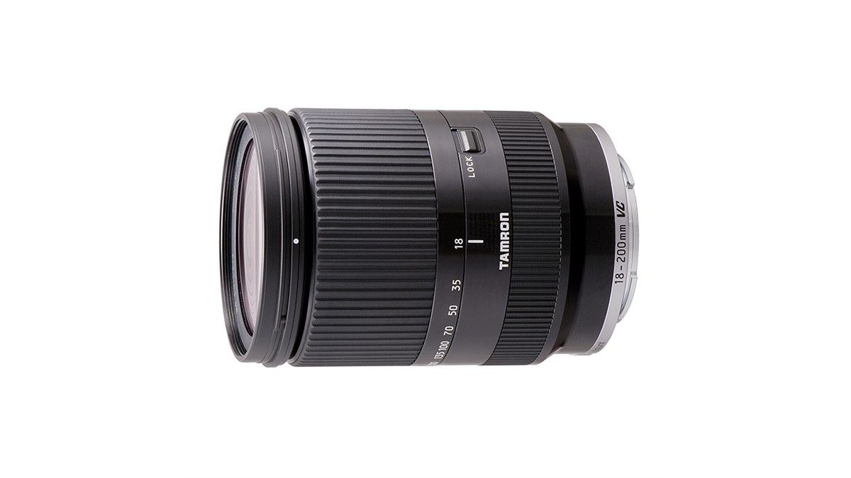 ★良品★18-200mm 3.5-6.3 Di III VC B011ソニー E タムロン、同社初のEマウント用レンズ「18-200mm F/3.5-6.3 Di III VC