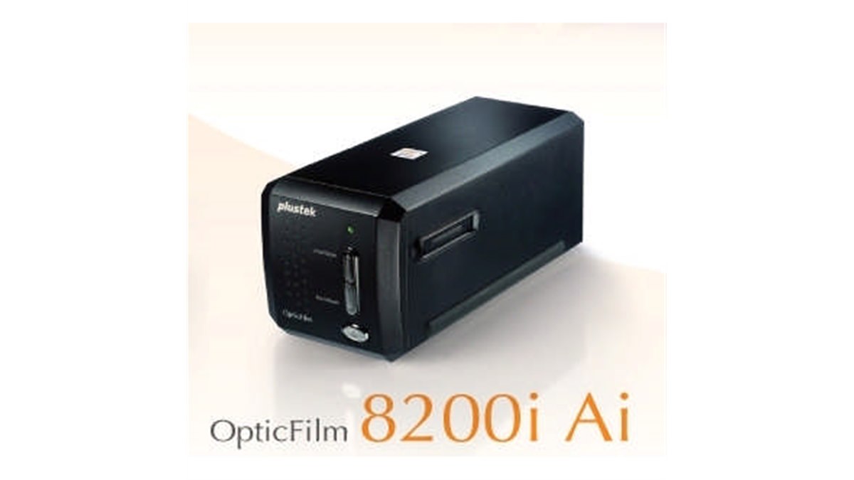 新品　Plustek OpticFilm 8200i SE フィルムスキャナー Amazon.co.jp: Plustek OpticFilm 8200I-SE : パソコン・周辺機器
