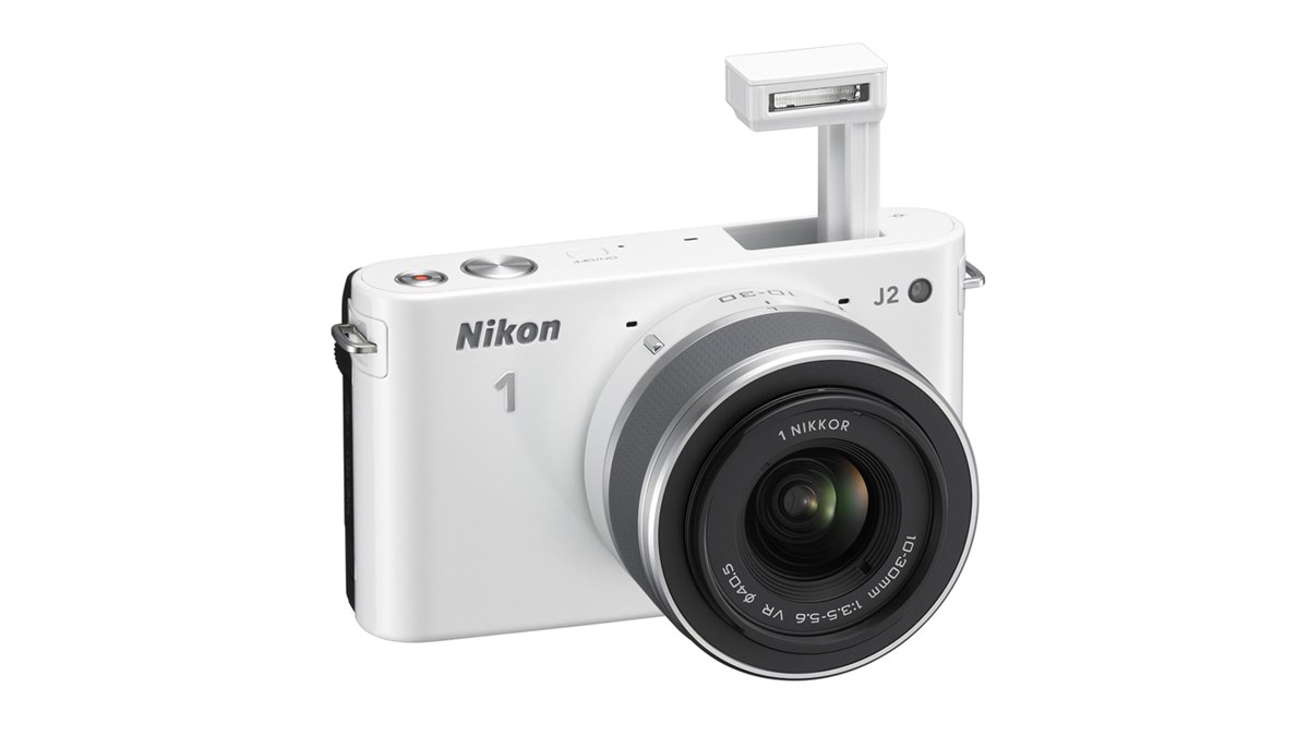 ニコン、ミラーレス一眼「Nikon 1 J2」の発売日を9月6日に決定 - 価格.com