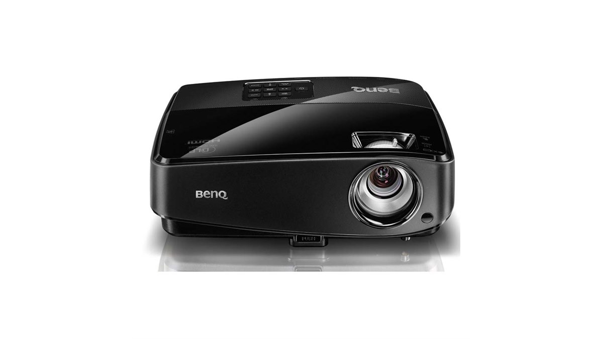 BenQ、輝度2800ルーメンを実現するエントリーモデルの