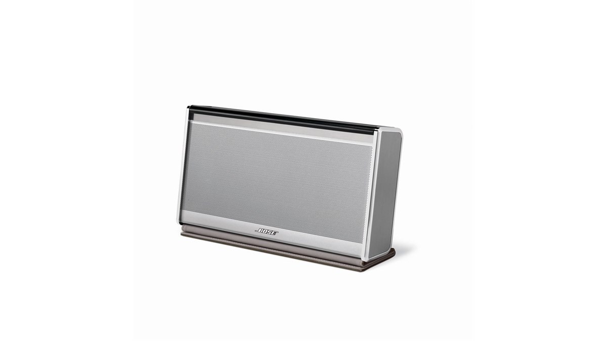 BOSE、SoundLink Bluetooth Mobile speaker IIの購入者に専用カバーを