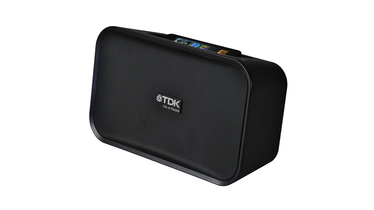 TDK、パッシブラジエーター搭載のポータブルスピーカー「TL621