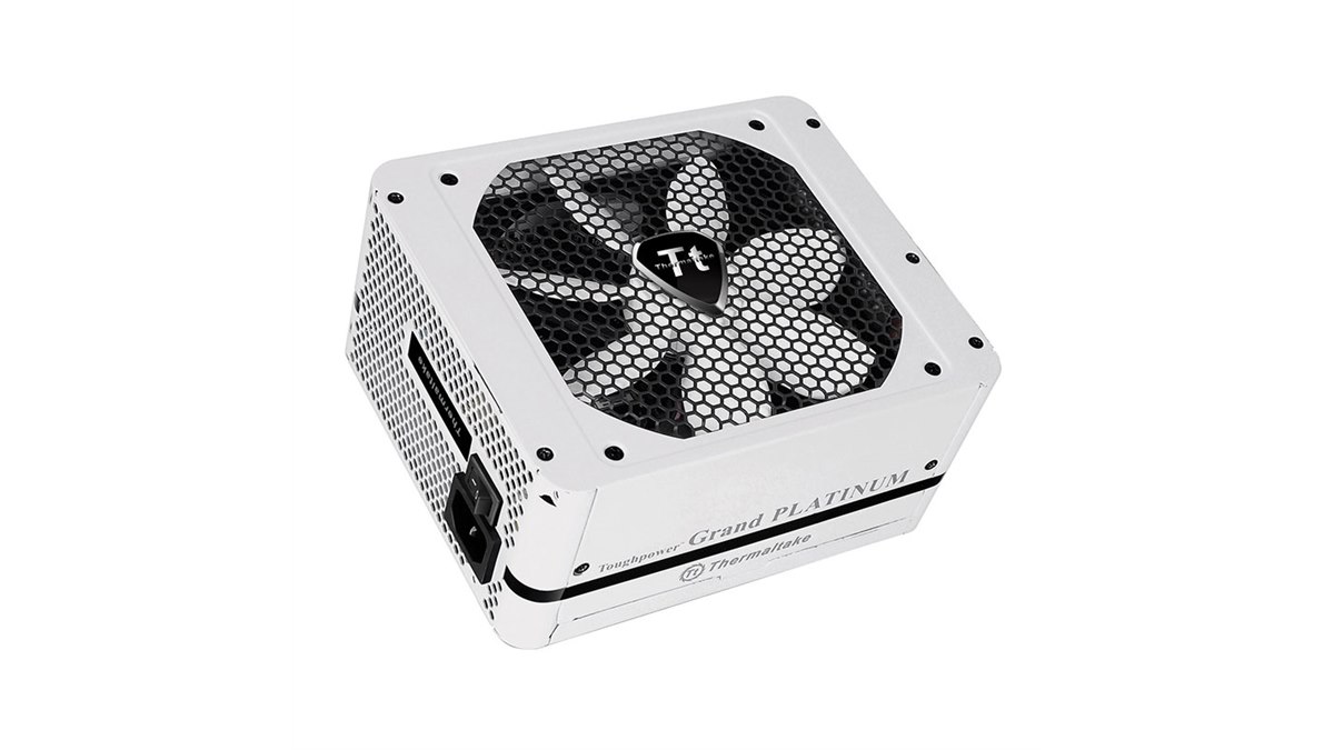 Thermaltake、最高94％の変換効率を実現した電源ユニット - 価格.com