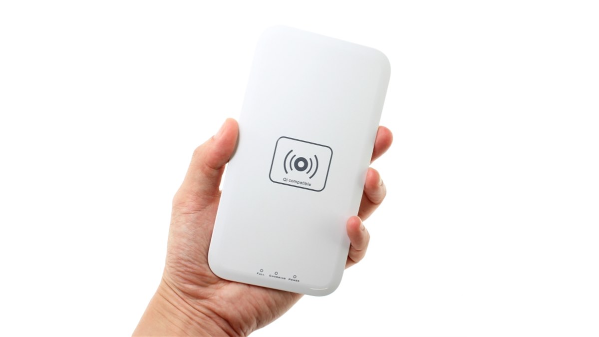 上海問屋、スマホを置くだけで充電できるワイヤレス充電器 - 価格.com
