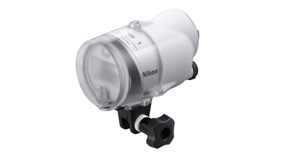 ニコン、Nikon 1 AW1などに対応した水中スピードライト「SB-N10