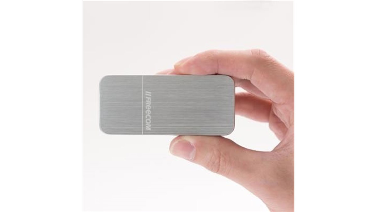 完動・レア】FREECOM Mg 1TB Thunderbolt USB3.0