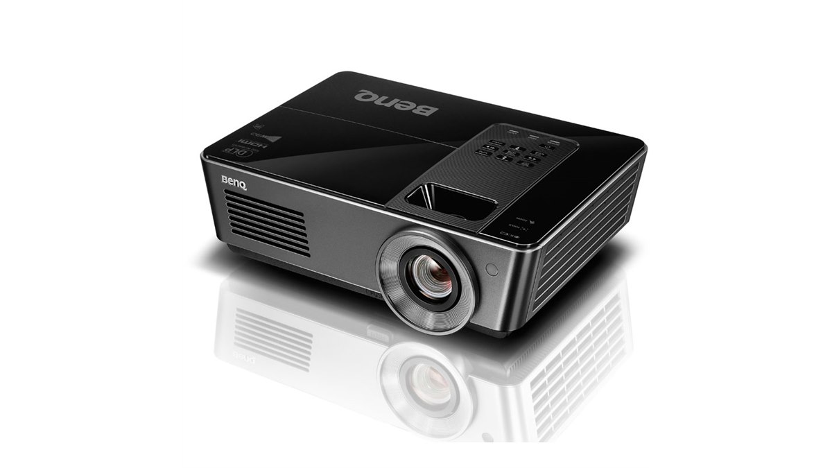 BenQ DLP プロジェクター本体 BenQ、4000ルーメンの高輝度フルHDプロジェクター - 価格.com