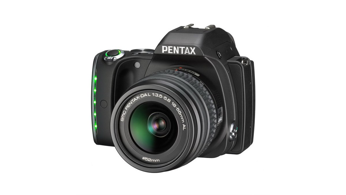 リコー、LEDボディライトが点灯する一眼レフ「PENTAX K-S1」 - 価格.com