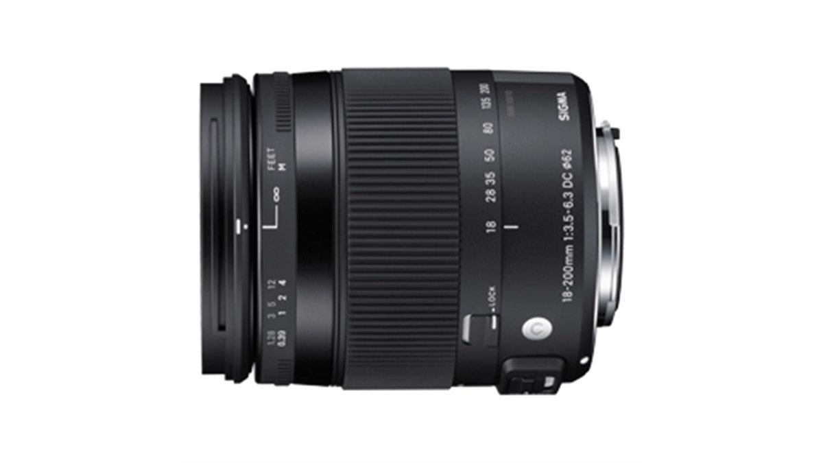 シグマ、「18-200mm F3.5-6.3 DC MACRO HSM」ペンタックス用を11/21