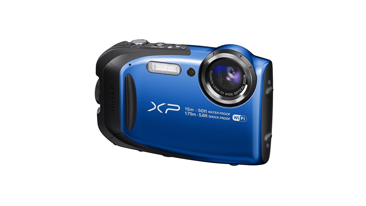 富士フイルム、179gの軽量ボディに15m防水などを備えた「FinePix
