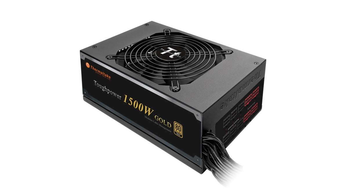 Thermaltake、大容量1500Wで80PLUS GOLD認定のハイエンド電源ユニット