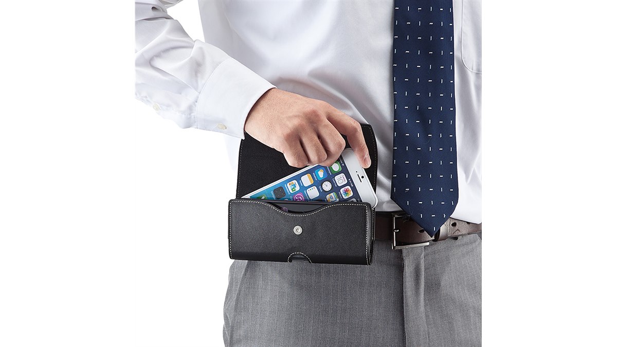 サンワ、スマホ2台をまとめて収納できるベルト装着型ケース - 価格.com