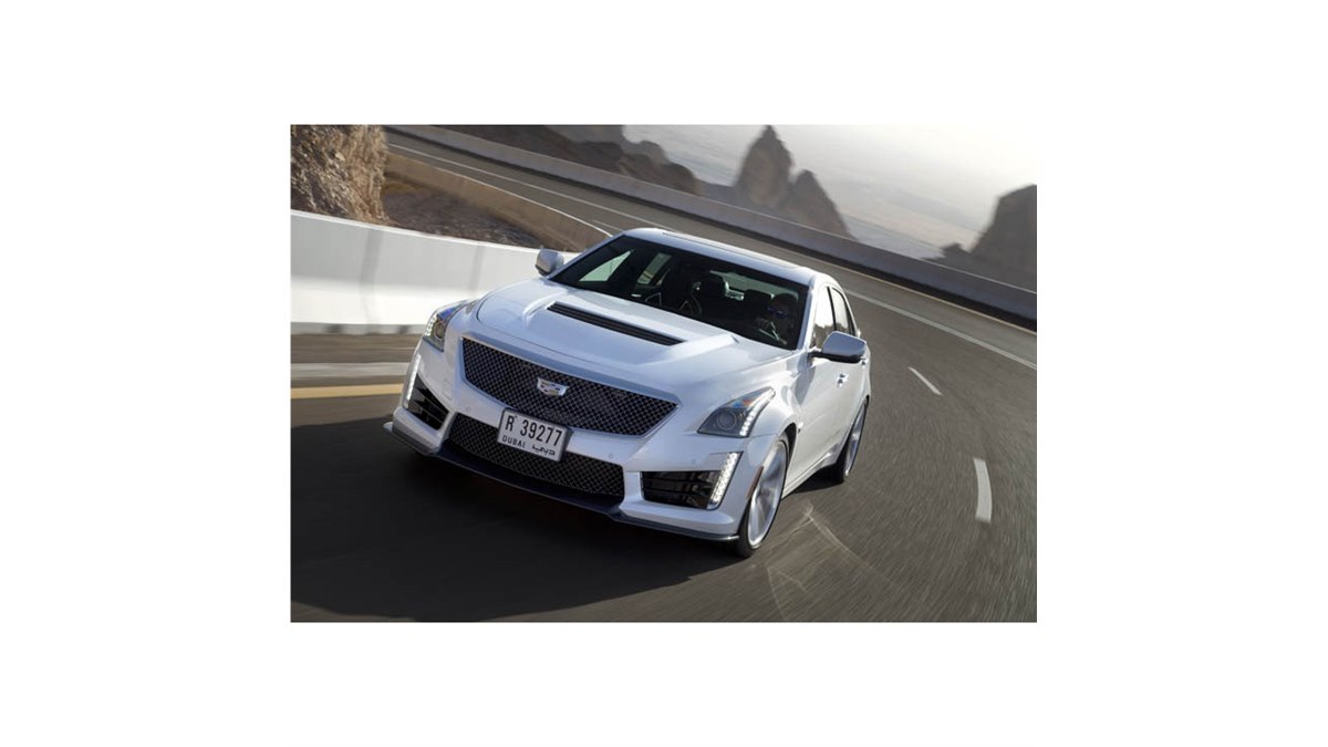 キャデラックから649psを誇る「CTS-V」が登場 - 価格.com